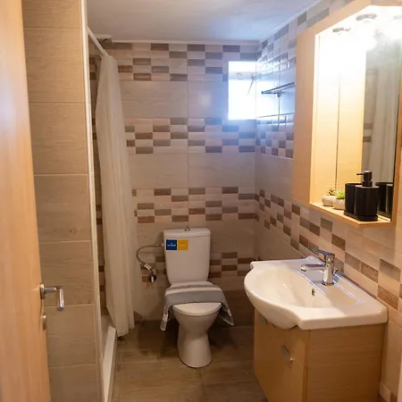 Comfort With Free Parking * Volos