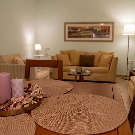 Apartment Comfort With Free Parking