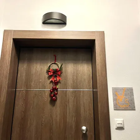 Comfort With Free Parking Apartment