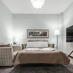 Comfort With Free Parking *