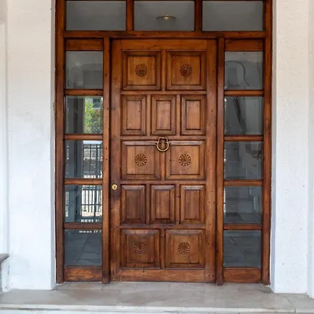 Comfort With Free Parking