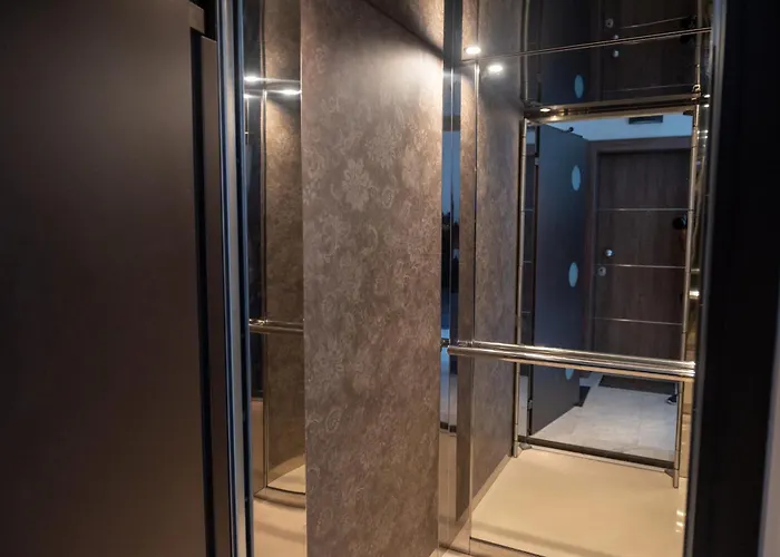 Comfort With Free Parking Apartment